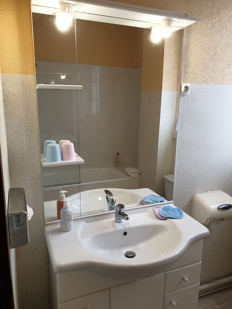 Comfort Twin Room, Hill View photo 3