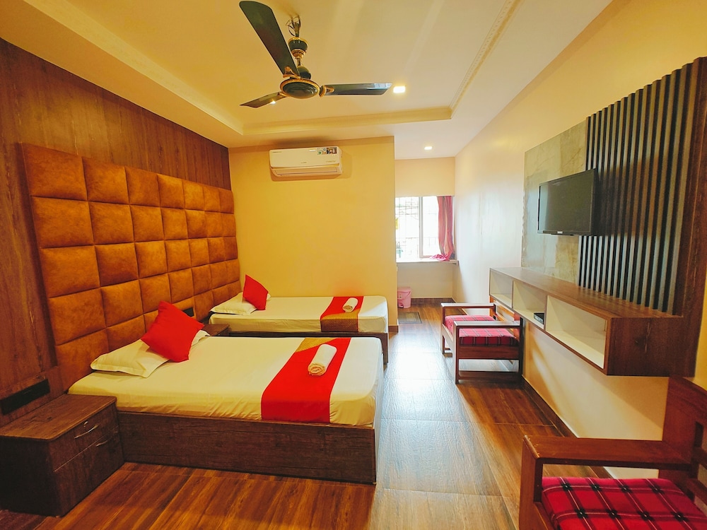 Deluxe Twin Room - Photo 11