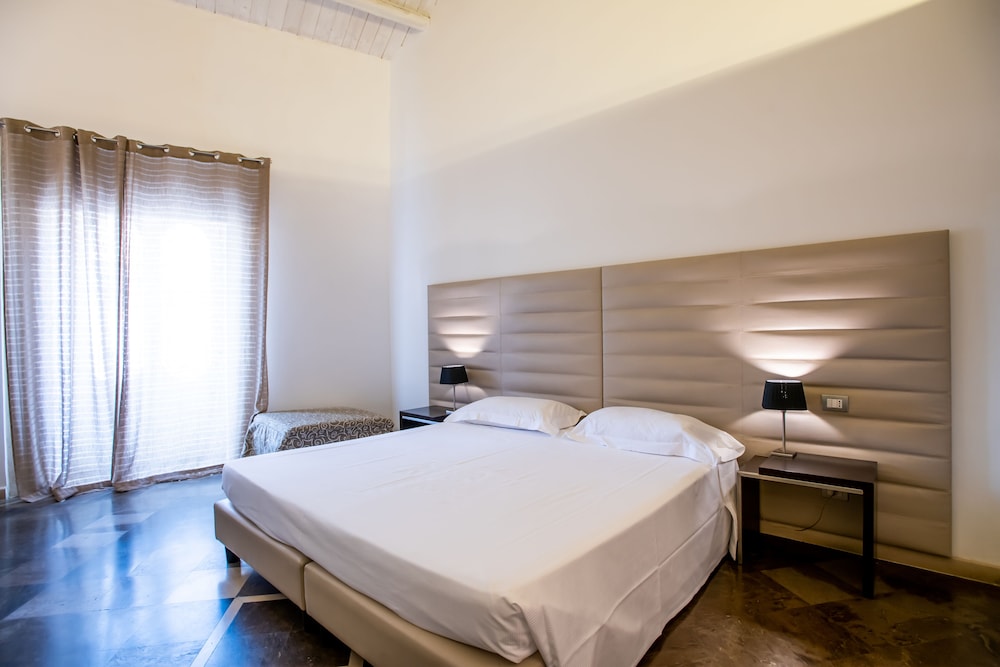 Superior Triple Room photo 2