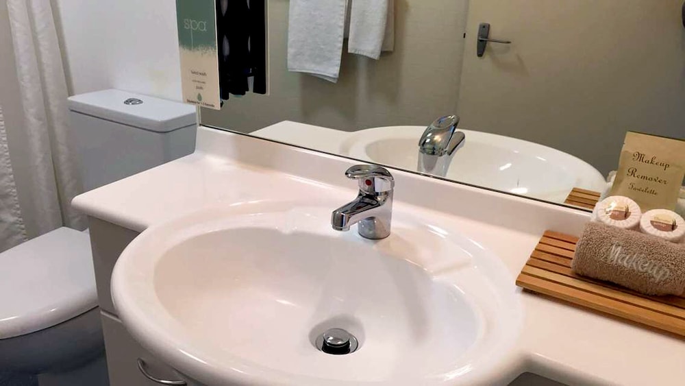 One Bedroom King Twin Suite - Prepaid - Photo 5