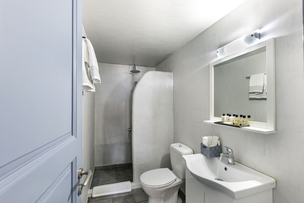 One-Bedroom House with Caldera View - Photo 17