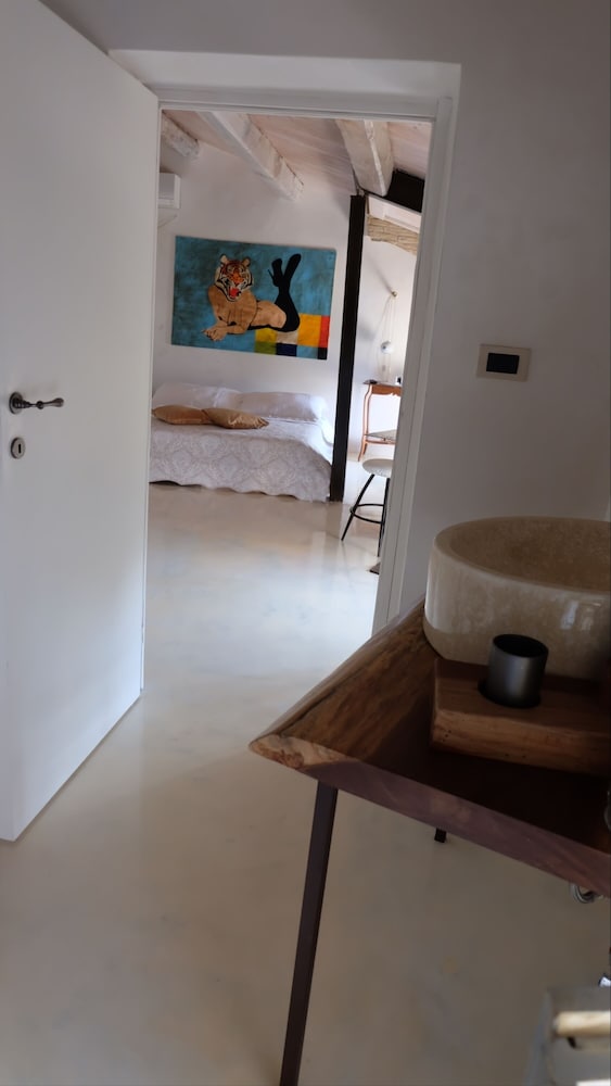 Deluxe Double Room (Dolce e Gabbana) photo 2
