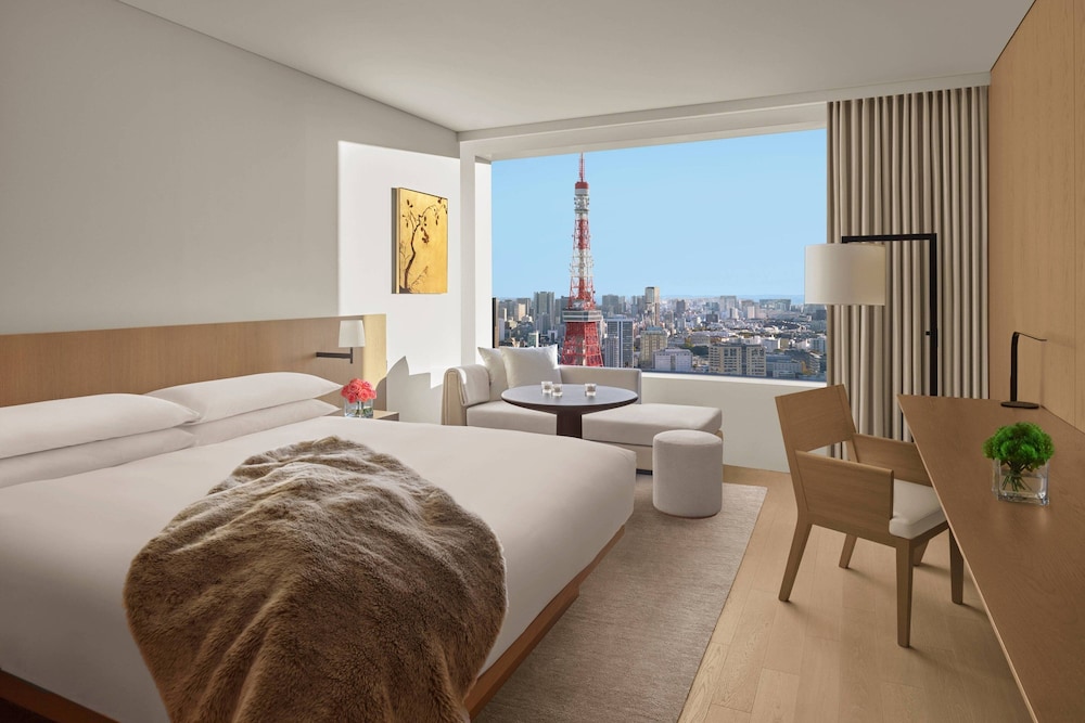 Room, 1 King Bed, Tower