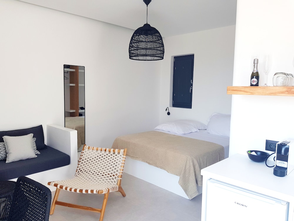 Comfort Studio Suite - Photo 1