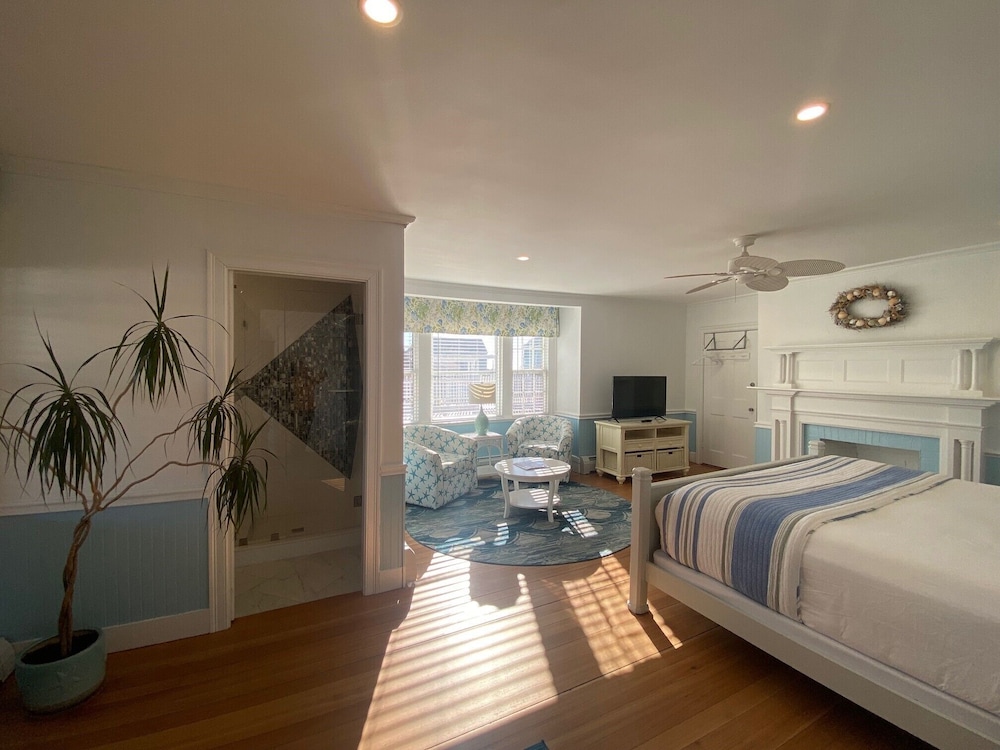Room 1