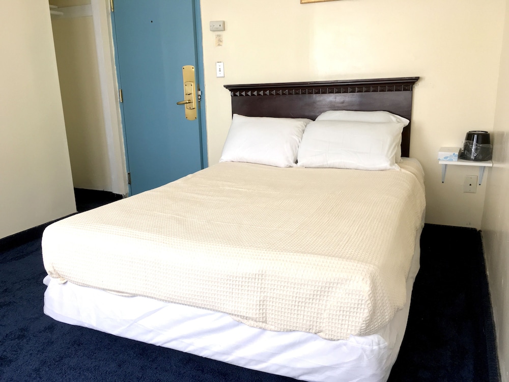 Standard Room, 1 Double Bed photo 2