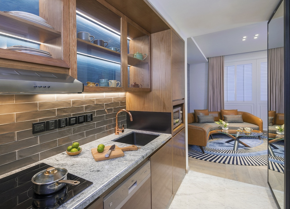 Andaz Family Studio thumbnail 6
