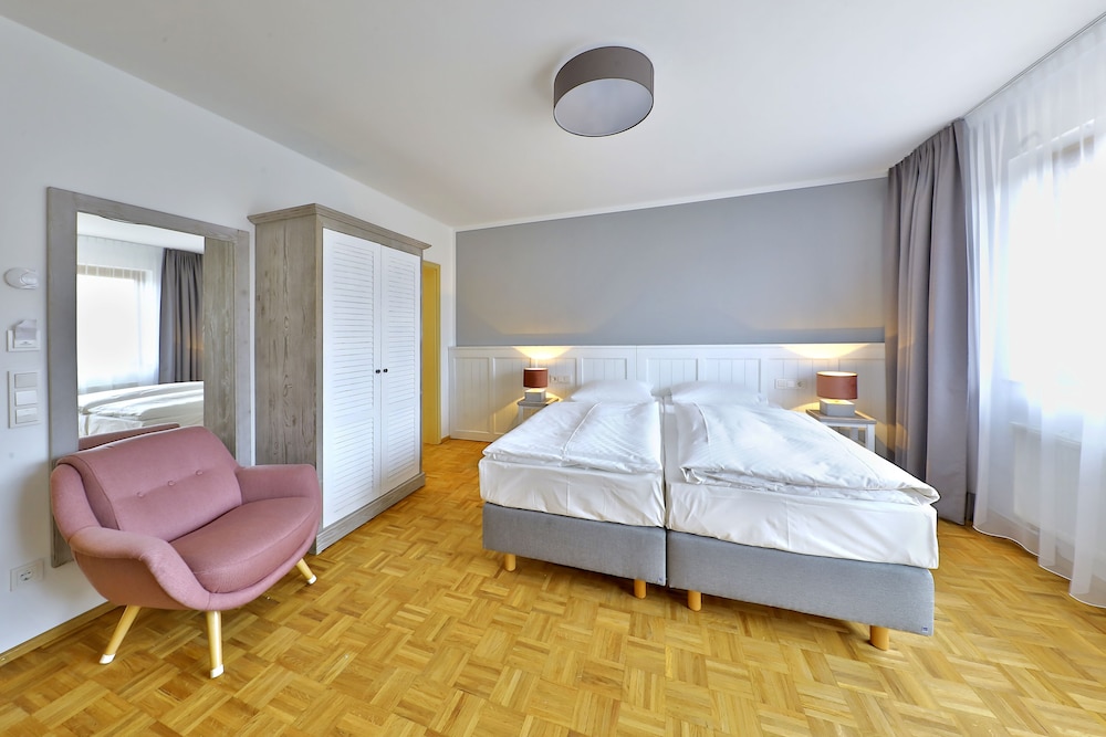 Double Room photo 3