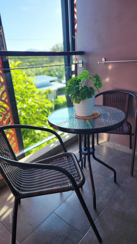 Deluxe Double Room, Balcony - Photo 8