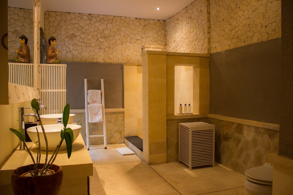 Arwana 2 Bedroom, Private Pool photo 3