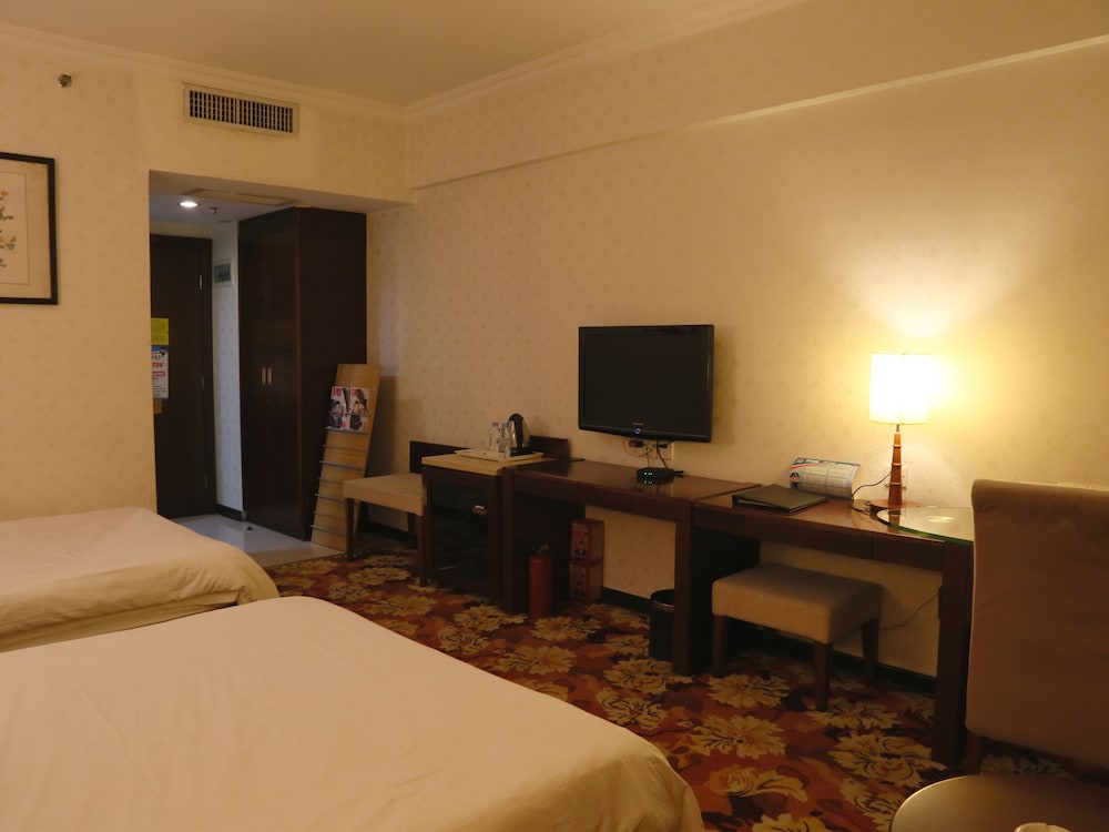 Superior Business Twin Room - Photo 4