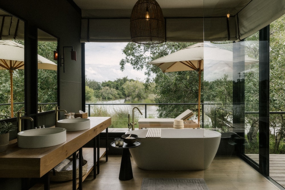 Luxury Tent, Private Pool photo 3