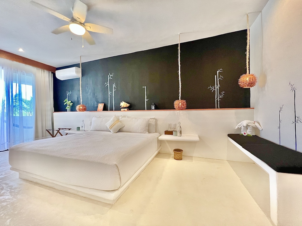 Suite, 1 King Bed