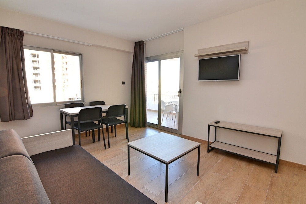Standard Apartment, Partial Sea View photo 3