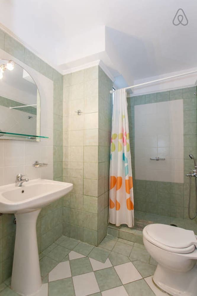 Apartment, Ground Floor (No. 6) photo 2