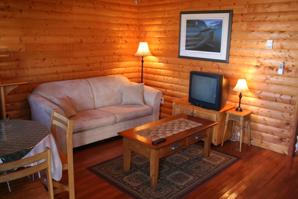 Cabin, 2 Bedrooms photo 3