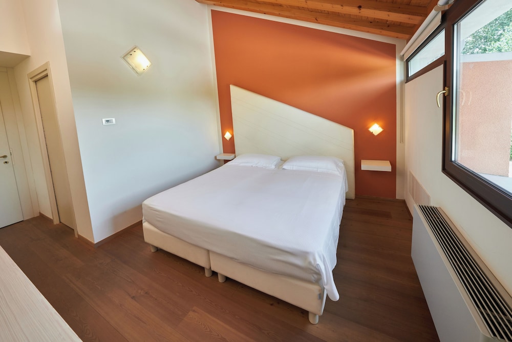 Executive Quadruple Room