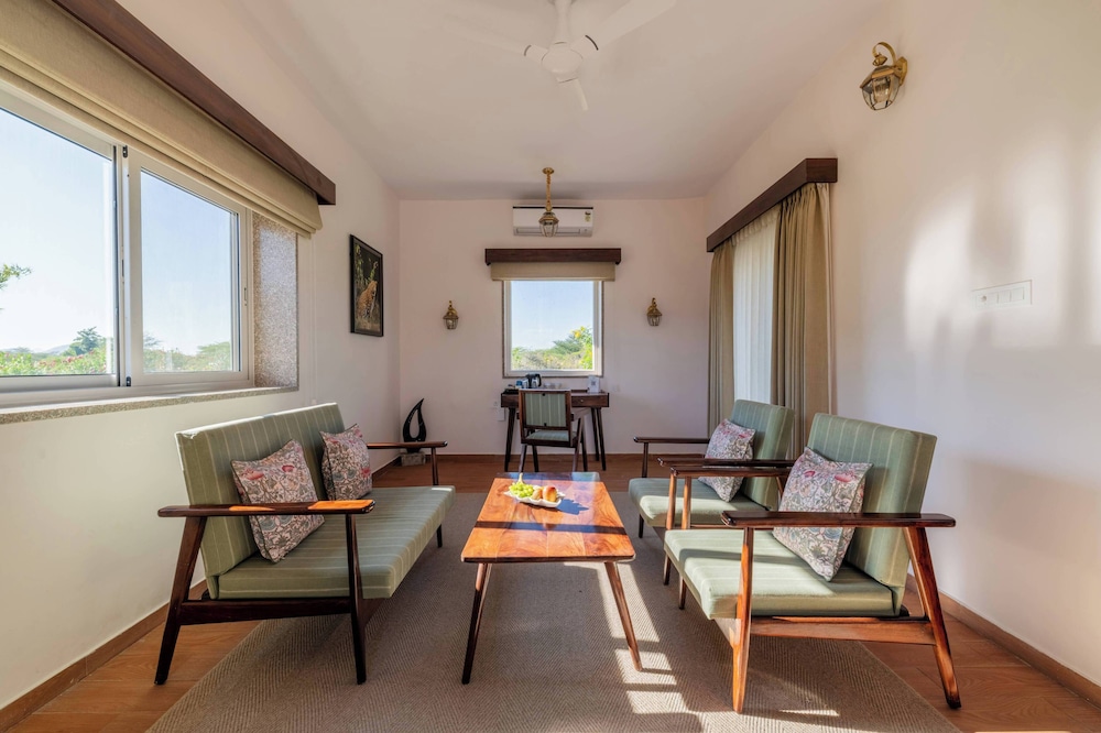 Suite With Heated Pool