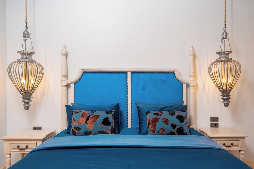Honeymoon Suite Seaview photo 3