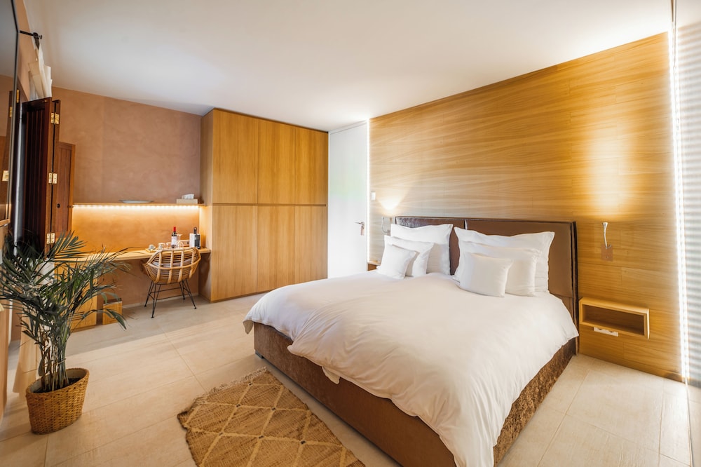 Standard Double Room, Patio, Pool View
