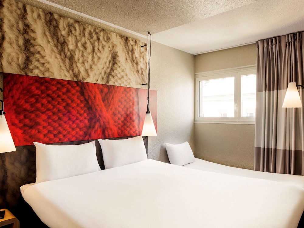Standard Double Room, Multiple Beds - Photo 2