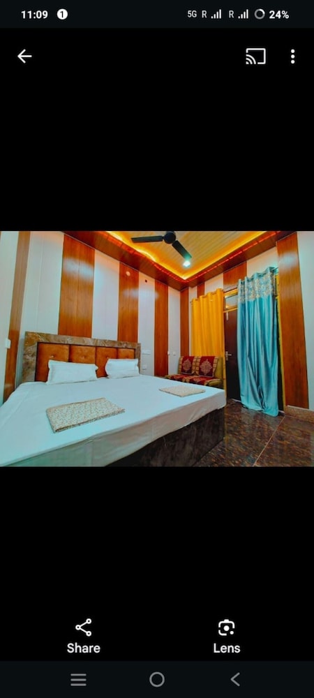 Deluxe Double Room, City View photo 2