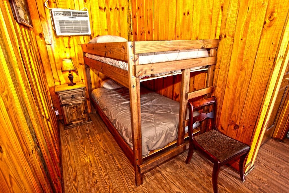 Basic Single Room photo 2