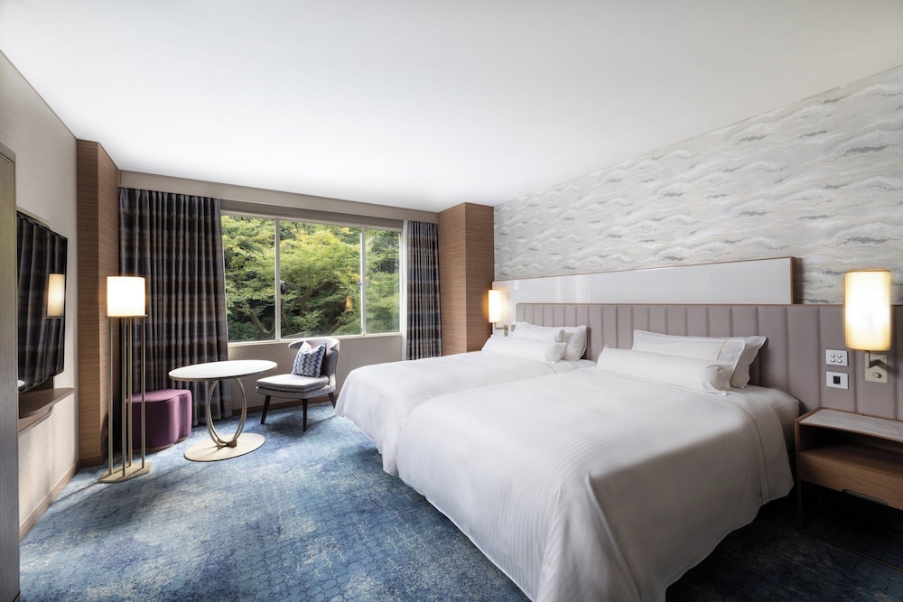 Deluxe Room, 2 Twin Beds - Photo 7