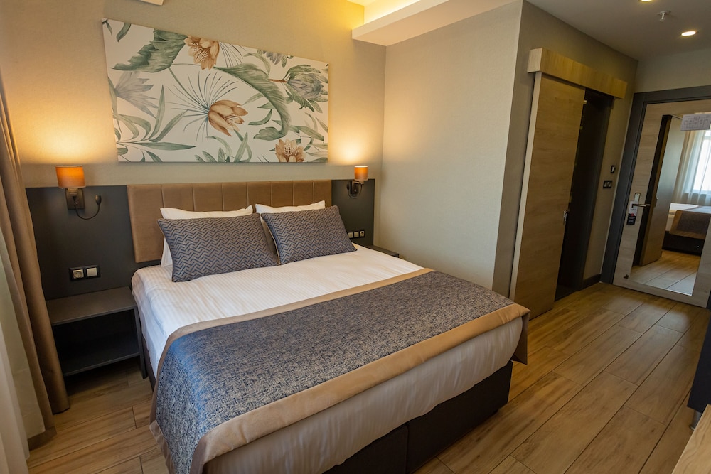 Standard Double Room - Photo 7