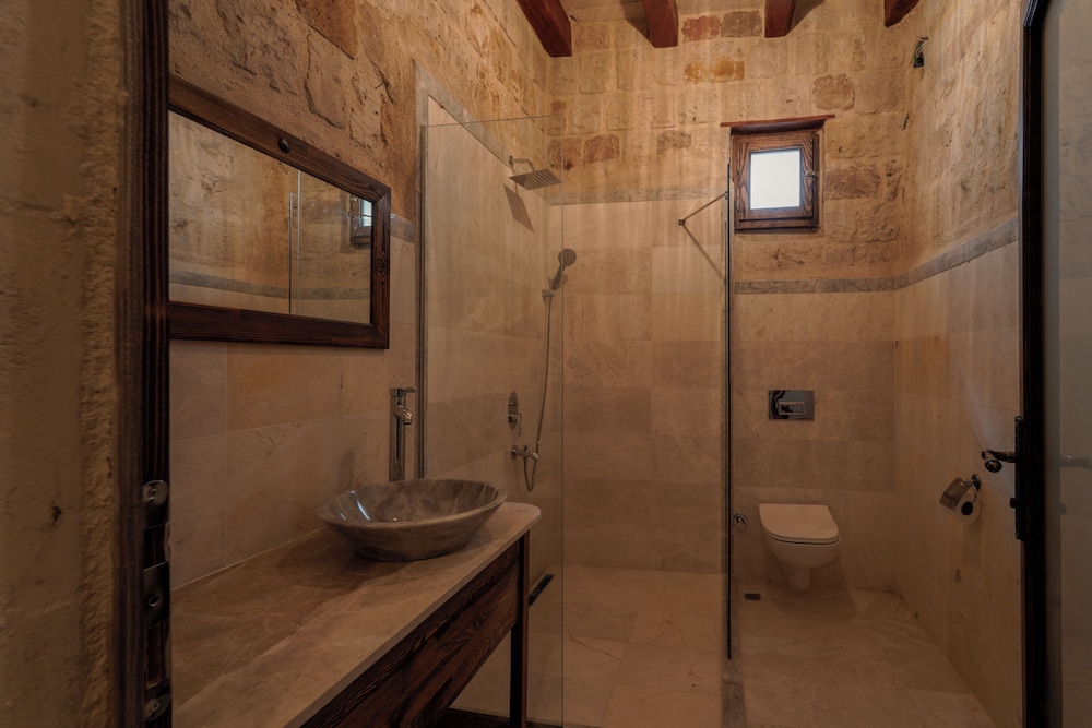 Junior Suite - Photo 11