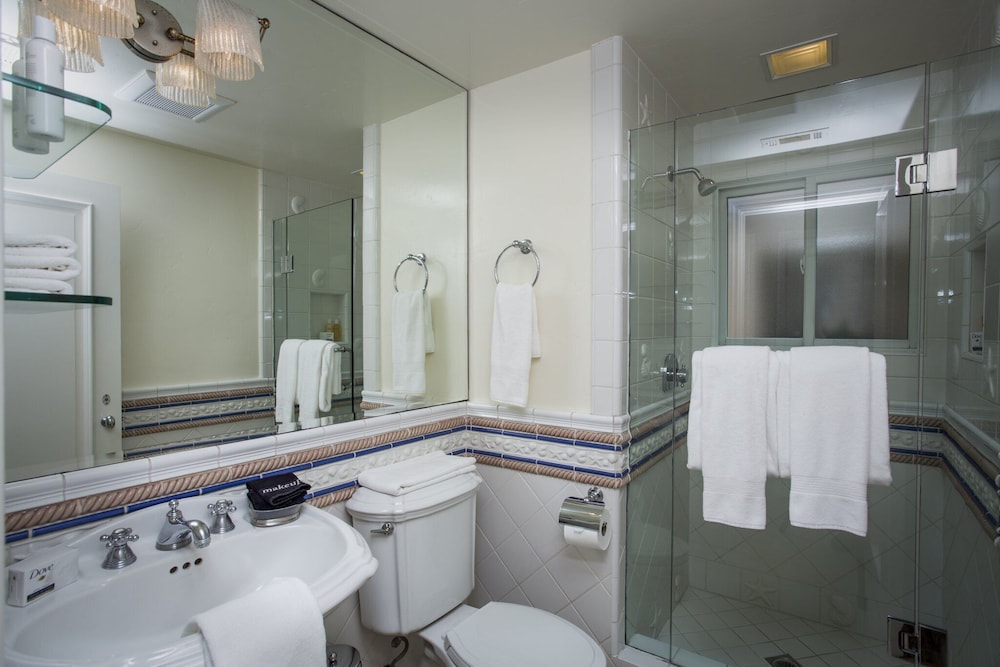 Deluxe Villa, Multiple Beds, Balcony, Ocean View photo 3