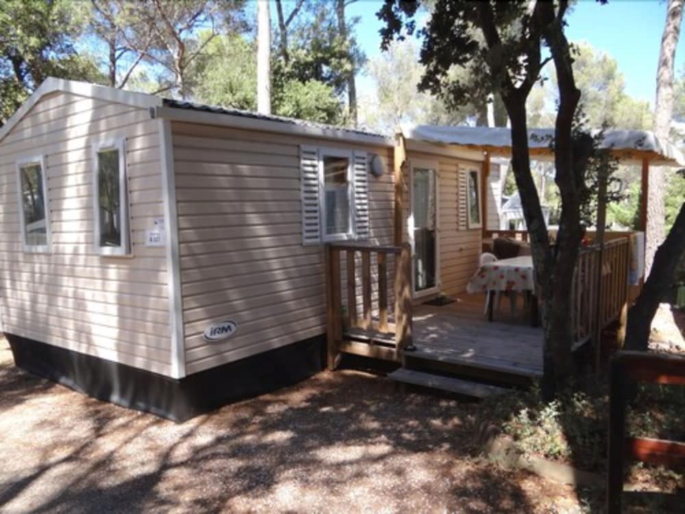Superior Mobile Home, 2 Bedrooms photo 2