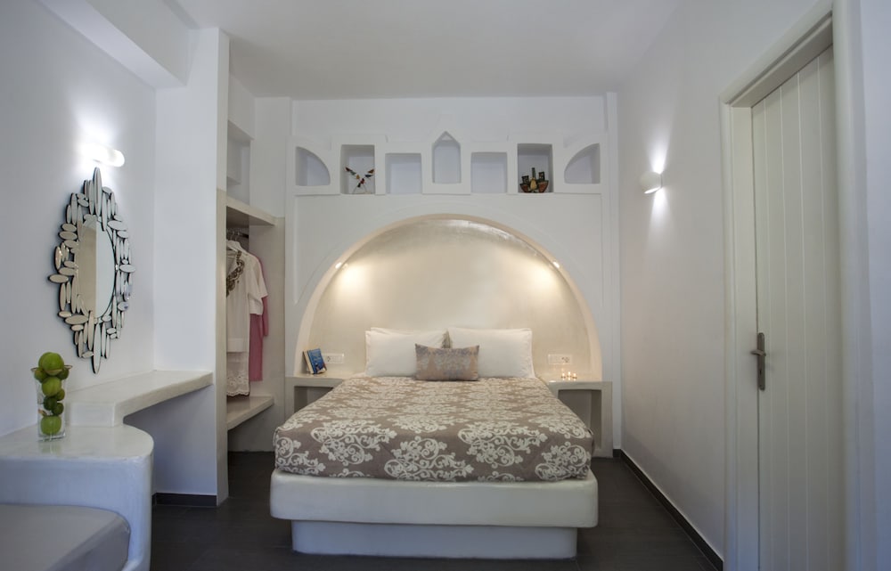 Superior Room with Mountain or Garden View