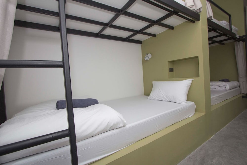 Bed in 8 Beds Female Dorm photo 1