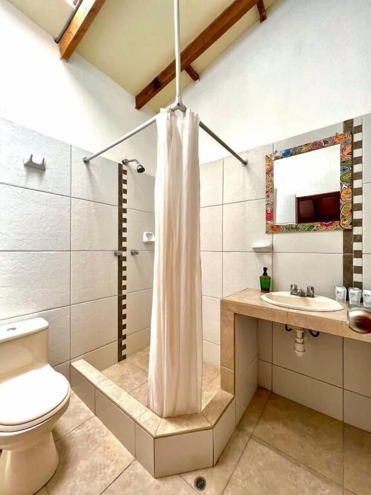 Exclusive Twin Room, 1 Bedroom, Private Bathroom, Mountain View photo 2
