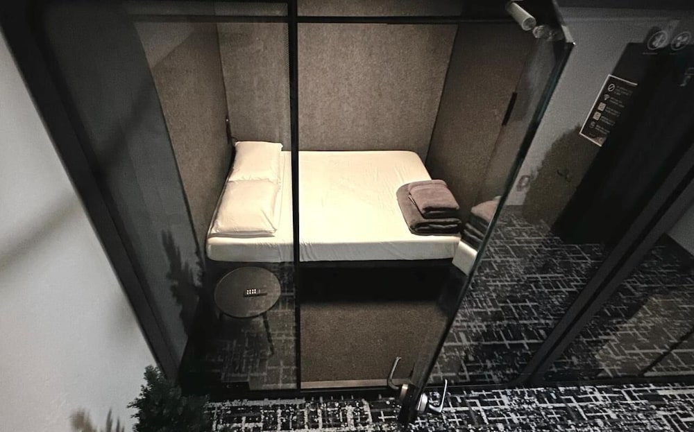 Basic Cabin - Photo 1