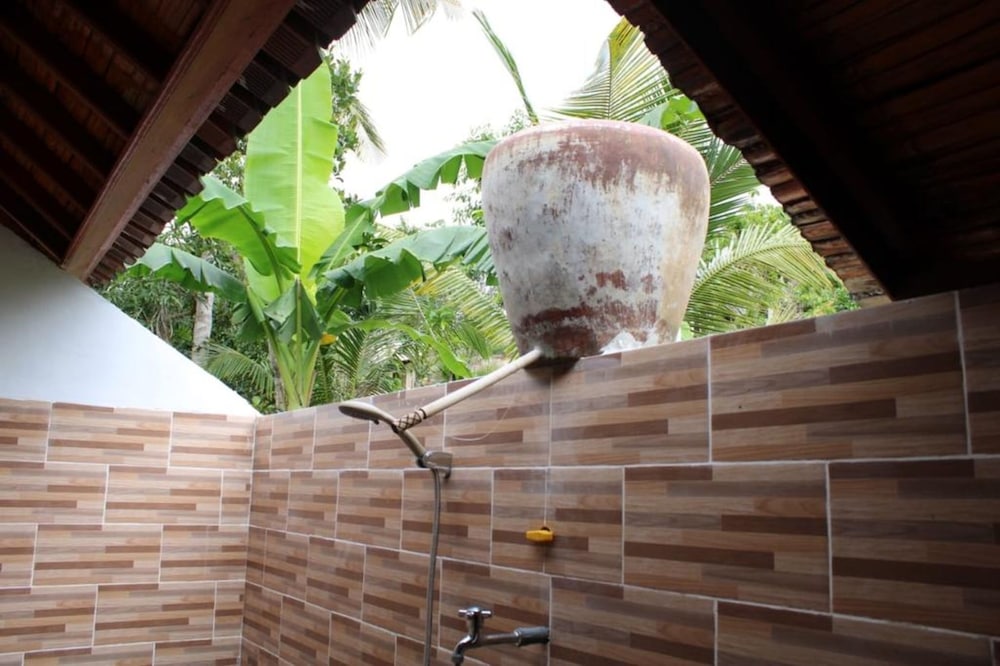 Deluxe Bungalow, Garden View - Photo 8