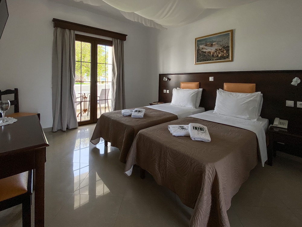 Quadruple Room, Mountain View