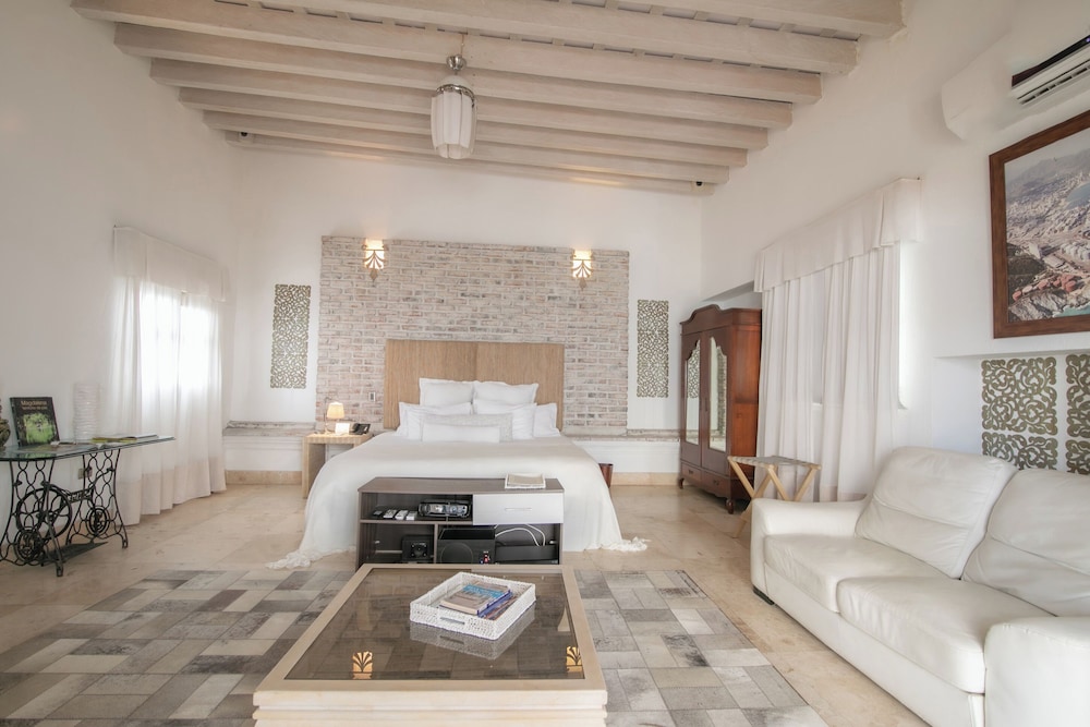 Luxury Suite, 1 Bedroom photo 2