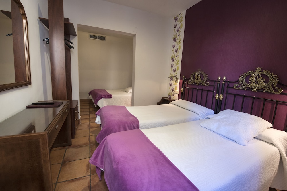 Triple Room photo 2