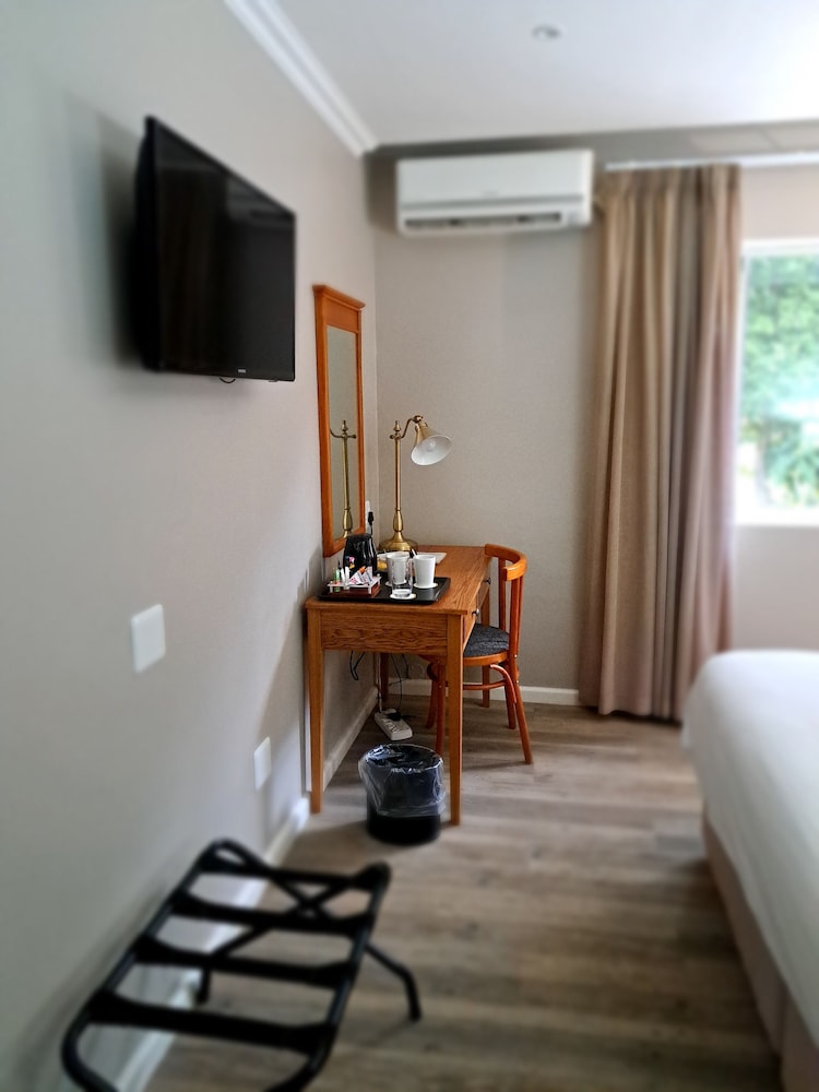 Standard Room photo 2