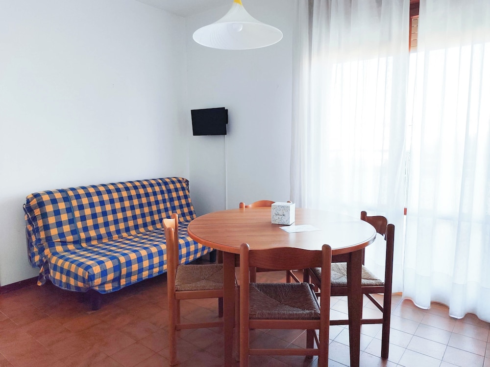 Apartment, 2 Bedrooms, Balcony, City View