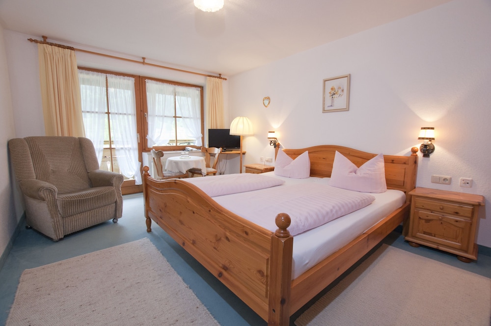 Classic Double Room photo 1