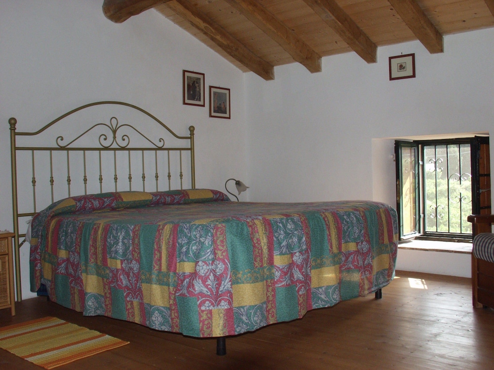 Apartment (Giallo)
