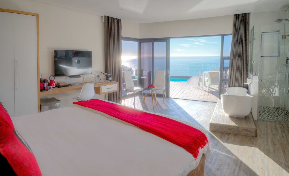 Room, Pool View photo 3
