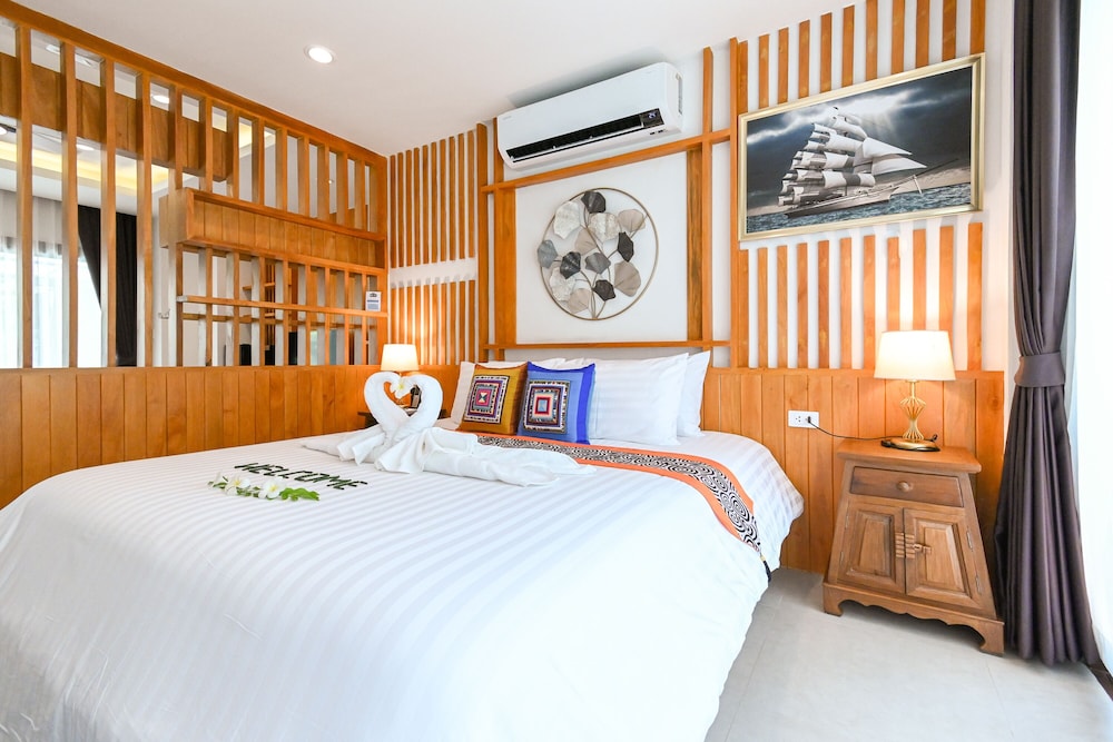 2 Bedroom Jacuzzi Villa - Photo 9