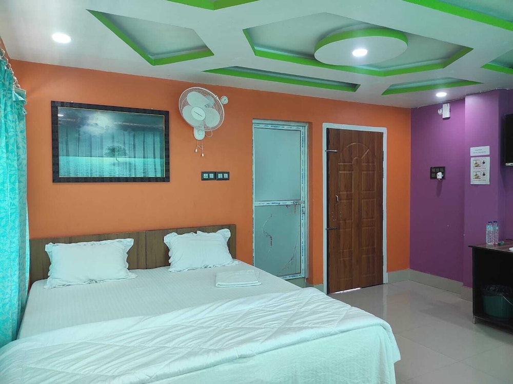 Basic Double Room photo 2