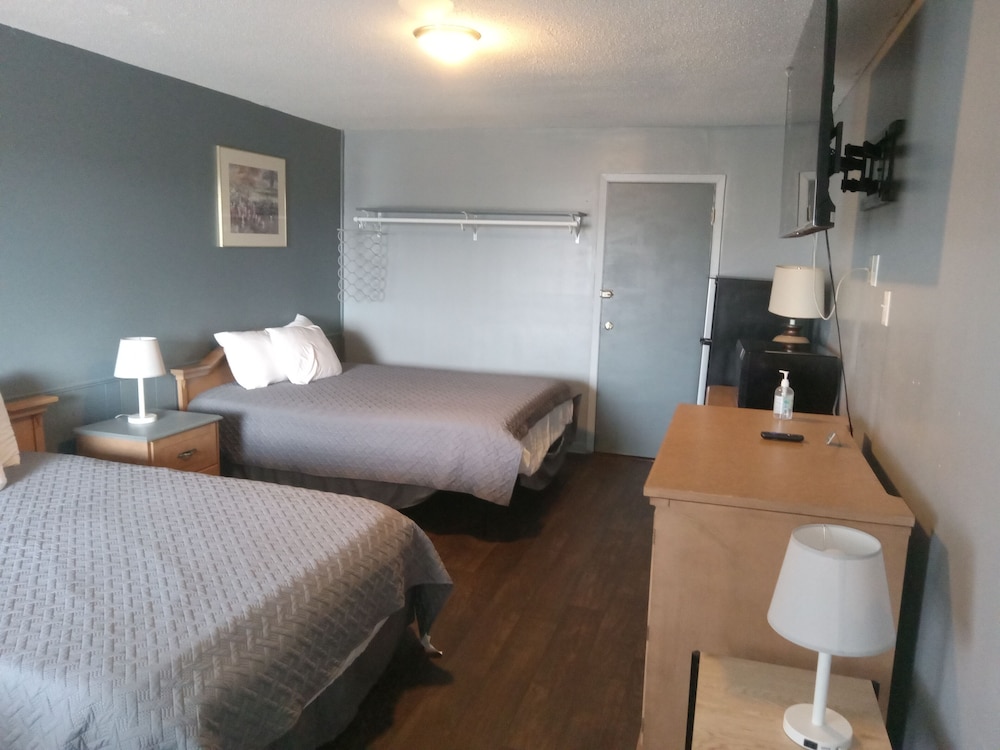 Basic Double Room photo 1