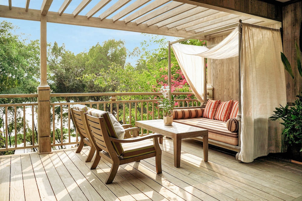 River View Signature Suite - Photo 6