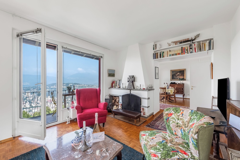Standard House, Multiple Bedrooms, 2 Bathrooms, Mountainside (Family Villa - Casa Nido - Panoramica)